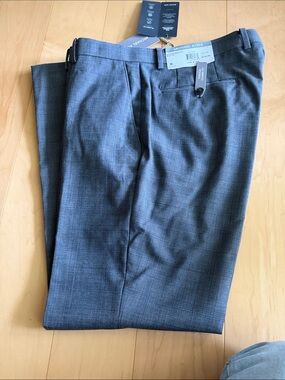 Michael Kors dress pants -stretch classic fit size 34 x 30 grey wool blend -NWT